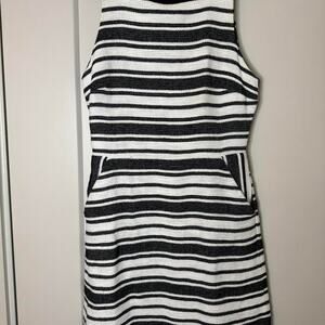 Banana republic black and white Dress